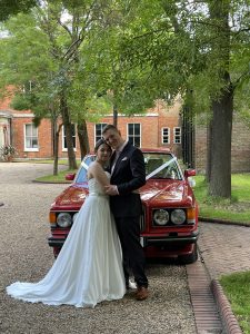 Lady R Wedding & Chauffeur Hire