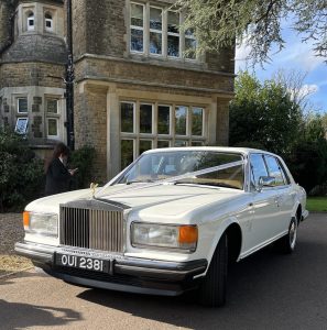 Why Choose the Silver Spirit Rolls Royce for your Wedding Car?