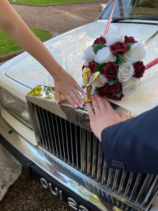 Lady R Wedding & Chauffeur Hire